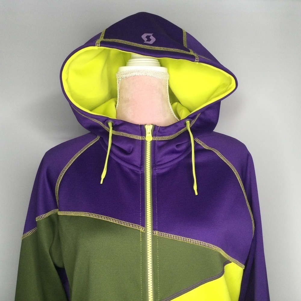 Scott athletic hoodie. - Picture 3 of 13
